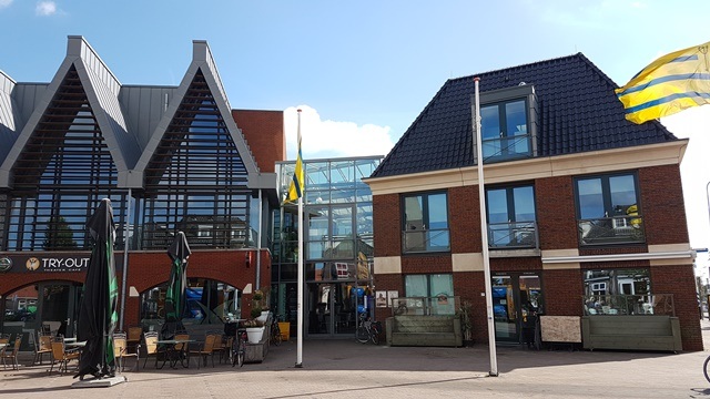 Foto van Gebouw Centrum Jong in Oostzaan